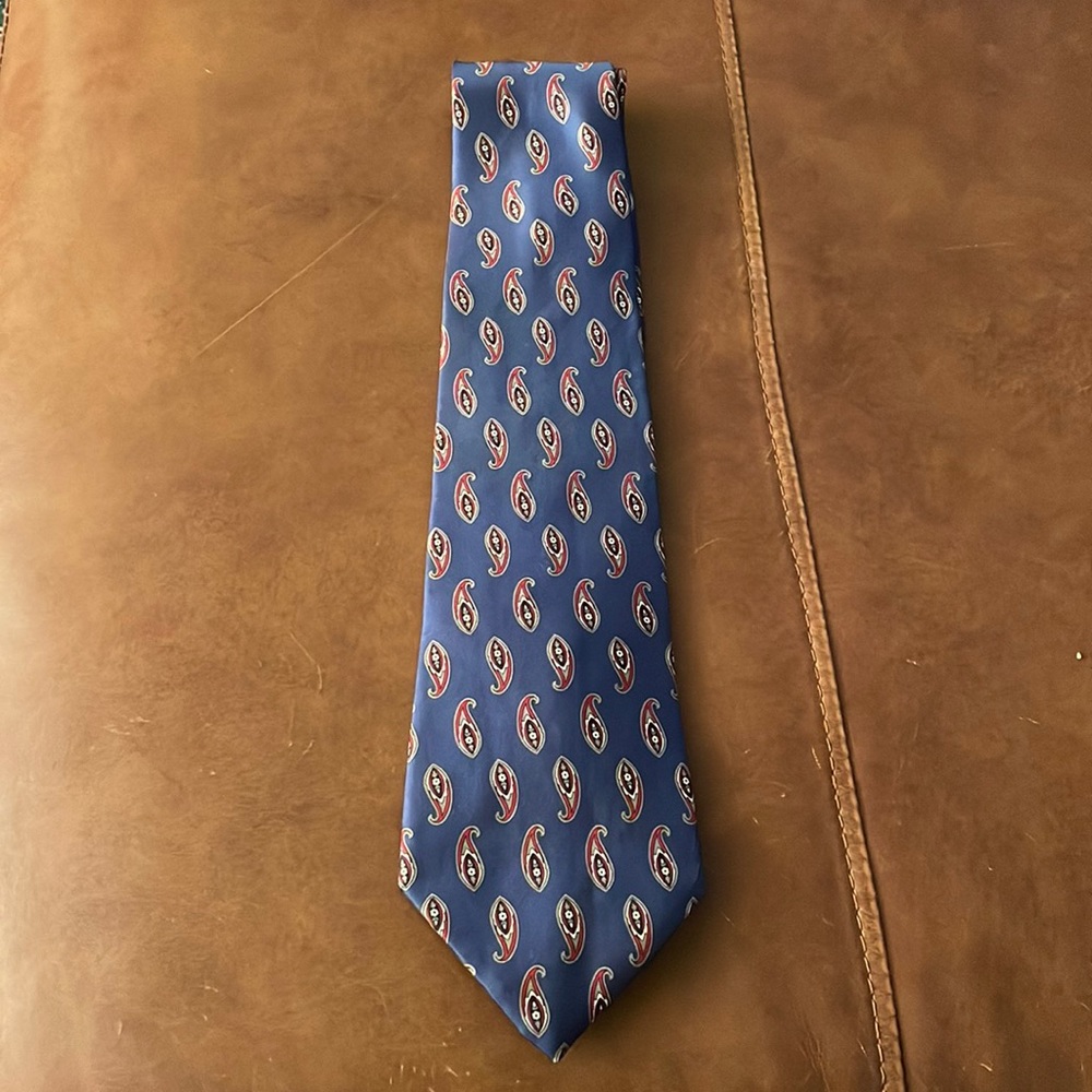 Geoffrey Beene Tie